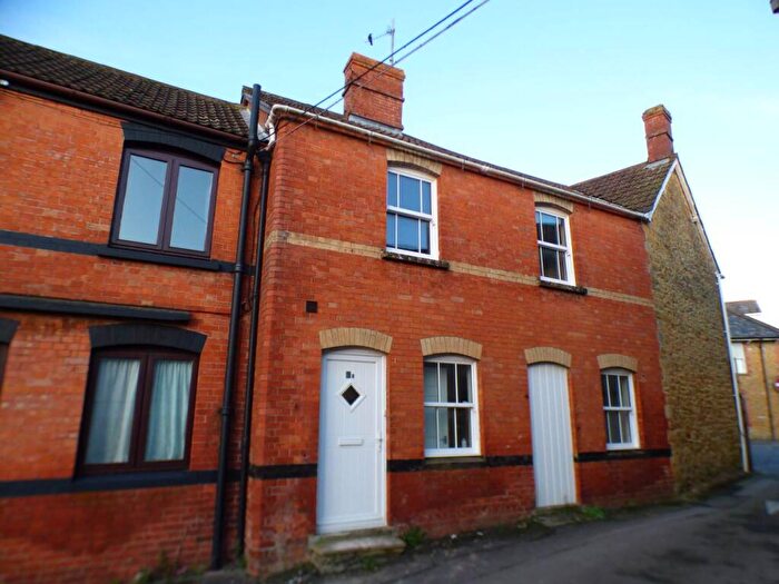1 Bedroom Flat To Rent In Ground Floor Flat The Triangle, Castle Cary, BA7
