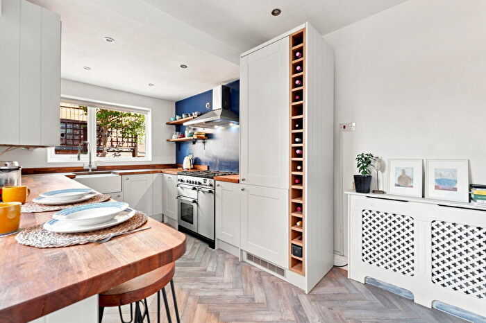 2 Bedroom Terraced House For Sale In Crossman Street, Nottingham, Nottinghamshire, NG5