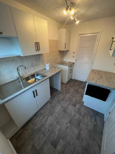 1 Bedroom House To Rent In Kingfisher Close, Weymouth, DT4