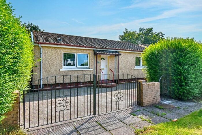 2 Bedroom Detached Bungalow For Sale In High Barrwood Road, Kilsyth, G65
