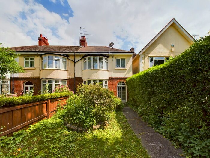 3 Bedroom End Of Terrace House To Rent In Beverley Road, Hull, HU6