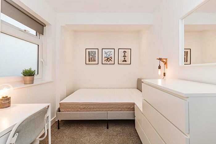 Semi Detached House To Rent In Eighth Avenue, Bristol, Bristol, BS7