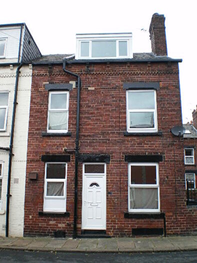 2 Bedroom Terraced House To Rent In Clark Road, Leeds, West Yorkshire, LS9