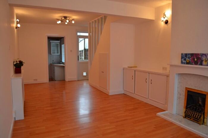 2 Bedroom Terraced House For Sale In Brighton Road, Watford, Hertfordshire, WD24