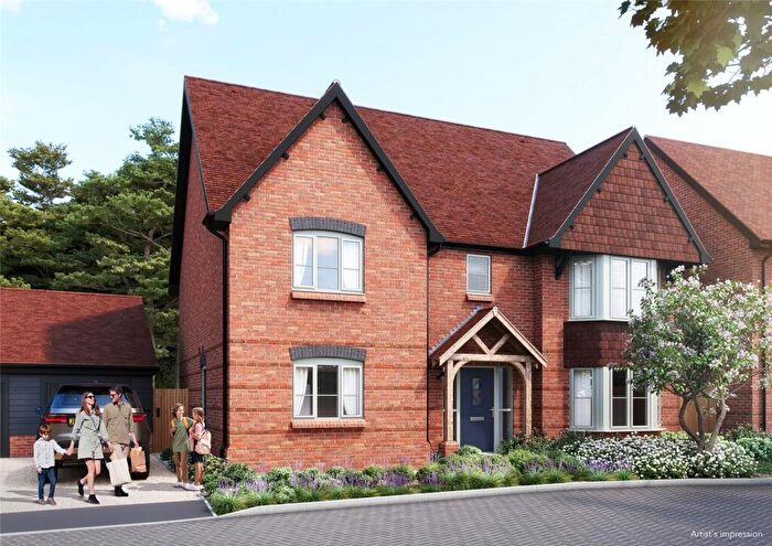 5 Bedroom Detached House For Sale In The Green, Bolley Avenue, Bordon, GU35