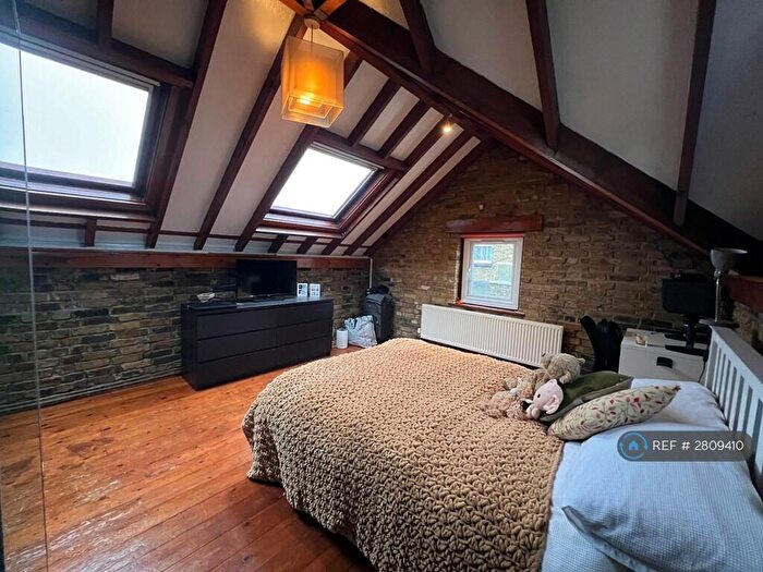 1 Bedroom Semi Detached House To Rent In The Coach House, London, NW10