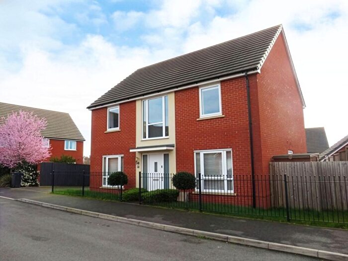 4 Bedroom Detached House For Sale In Mannock Field, Longhedge, Salisbury, SP4