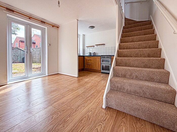 1 Bedroom Semi-Detached House To Rent In Drake Close, Taunton, TA2