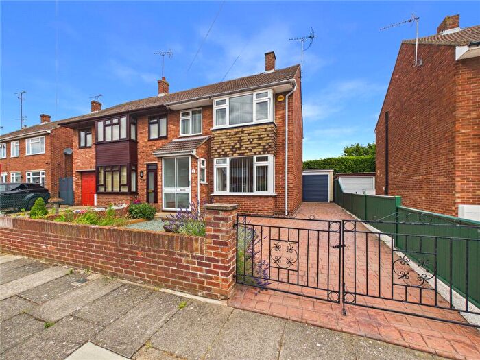 3 Bedroom Semi-Detached House For Sale In Thanet Road, Ipswich, Suffolk, IP4