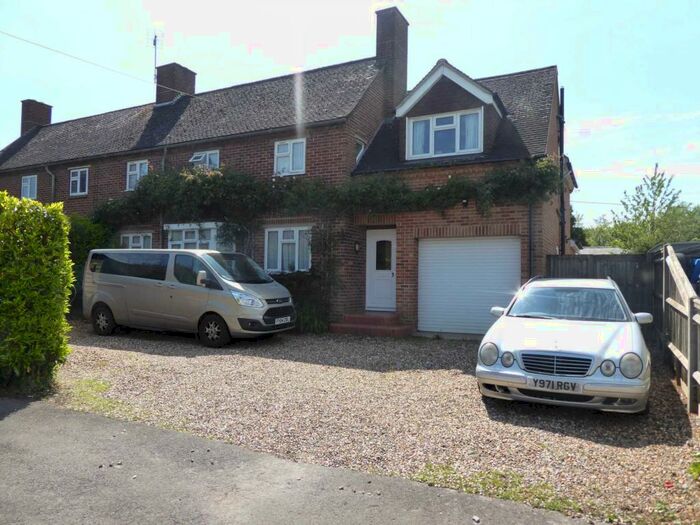 6 Bedroom House To Rent In Chazey Close, Chazey Heath, RG4