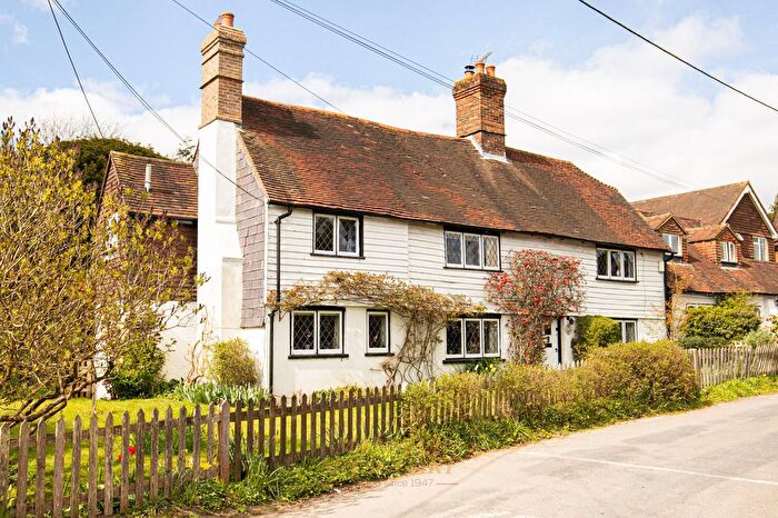 6 Bedroom Link Detached House For Sale In North Lane, West Hoathly, RH19