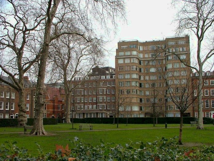 1 Bedroom Flat To Rent In Charterhouse Square, London, EC1M