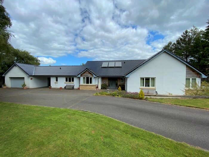 5 Bedroom Detached Bungalow For Sale In Upper Myrtlefield, Inverness, IV2