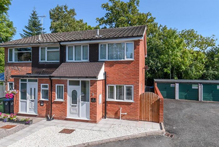 3 Bedroom Semi-Detached House To Rent In Barrells Cottage, St. Marys Close, Ullenhall, B95
