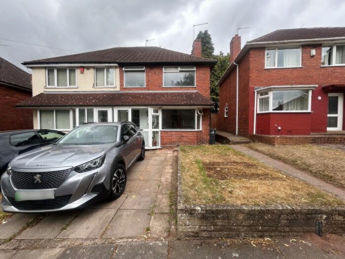 2 Bedroom House To Rent In Scarsdale Road, Birmingham, B42
