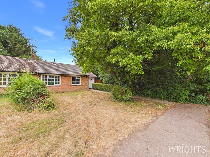 3 Bedroom Bungalow For Sale In Howlands, Welwyn Garden City, AL7