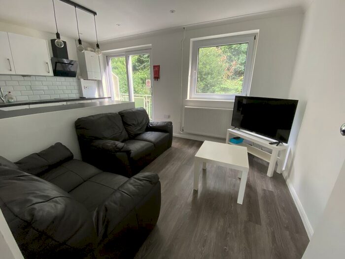 4 Bedroom House To Rent In Edenbridge House, Canterbury, CT1