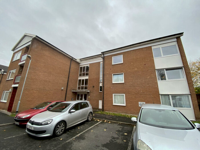 1 Bedroom Flat To Rent In Manor Avenue, Manchester, M41