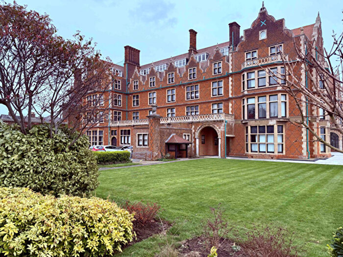 2 Bedroom Apartment For Sale In Retirement Apartment, Harvest House, Cobbold Road, IP11
