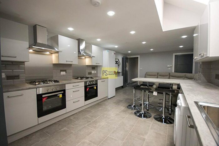 6 Bedroom Terraced House To Rent In Harborne Lane, Selly Oak, Birmingham, B29