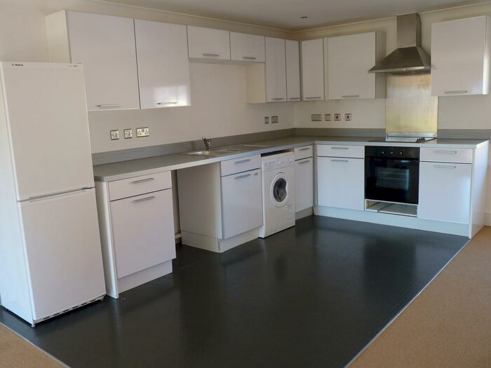 2 Bedroom Flat To Rent In Rouse Way, CO1