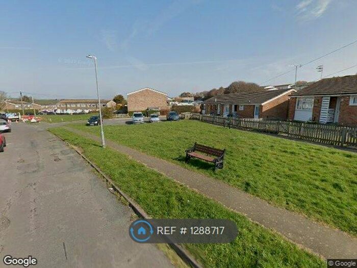 2 Bedroom Mobile/park Home To Rent In Tudor Rose Park, Peacehaven, BN10