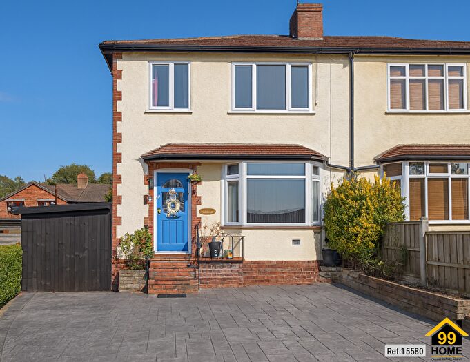 3 Bedroom Semi Detached House For Sale In The Crescent, Newton, Cheshire West, CH2