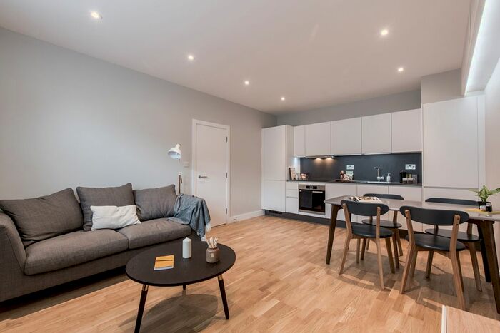 1 Bedroom Flat To Rent In Baker Street, Enfield, EN1