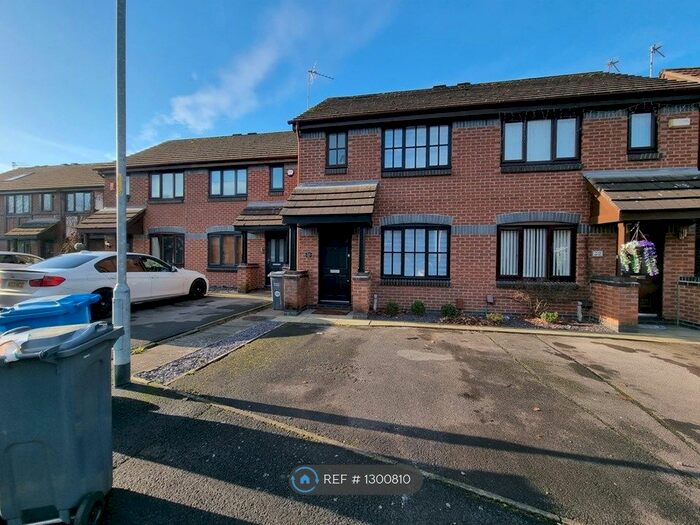 2 Bedroom Semi-Detached House To Rent In Gateacre Walk, Manchester M23