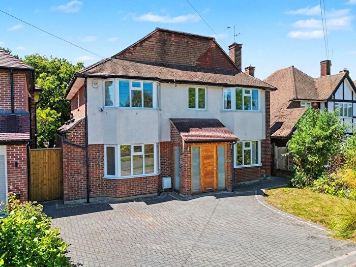 4 Bedroom Detached House For Sale In Harefield, Esher, KT10
