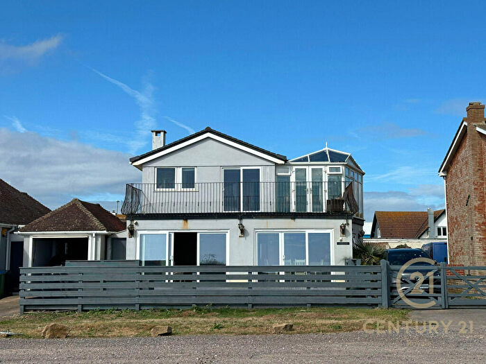5 Bedroom Detached House To Rent In Telscombe Cliffs Peacehaven, BN10