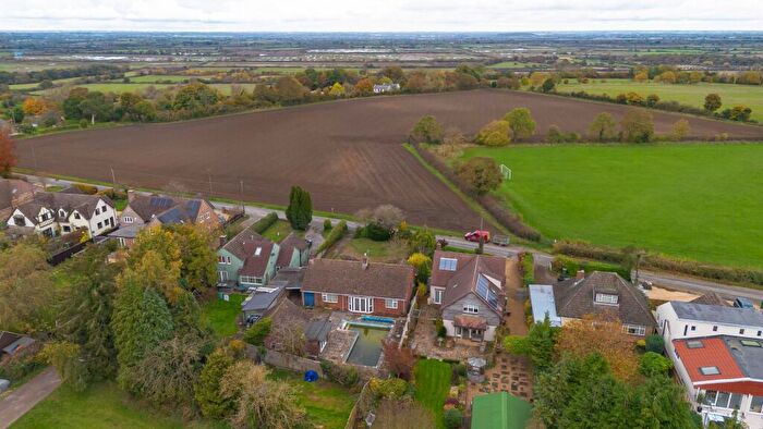 3 Bedroom Detached Bungalow For Sale In Woodperry Road, Beckley, OX3