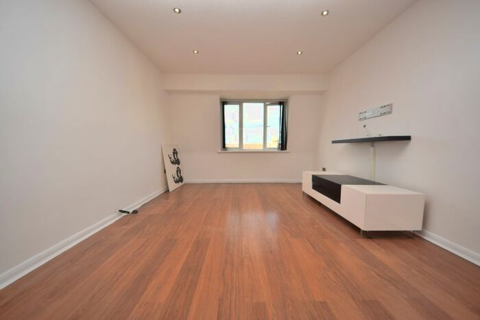 1 Bedroom Flat To Rent In Birkbeck Road, Newbury Park IG2