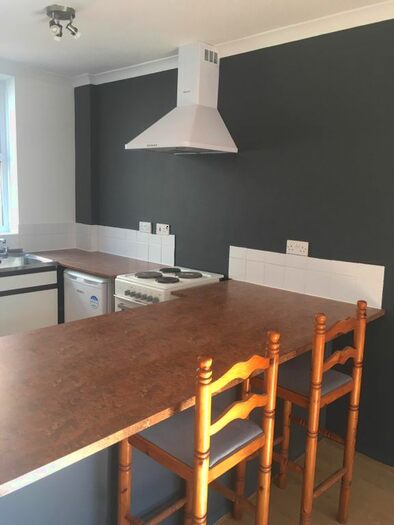 1 Bedroom Flat To Rent In Millers Mead Court, Colliers Wood, Colliers Wood, London, SW19