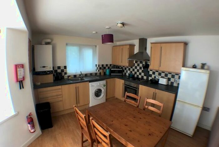 2 Bedroom Flat To Rent In 1C Heathfield Villas, Treforest, Pontypridd CF37