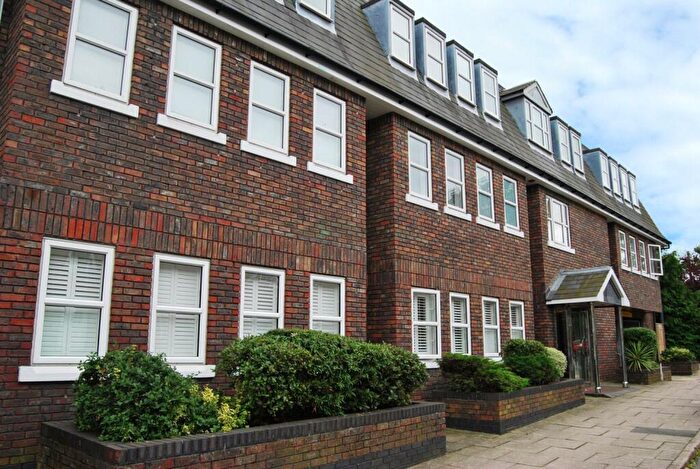 1 Bedroom Apartment For Sale In Babbacombe Road, Bromley, BR1
