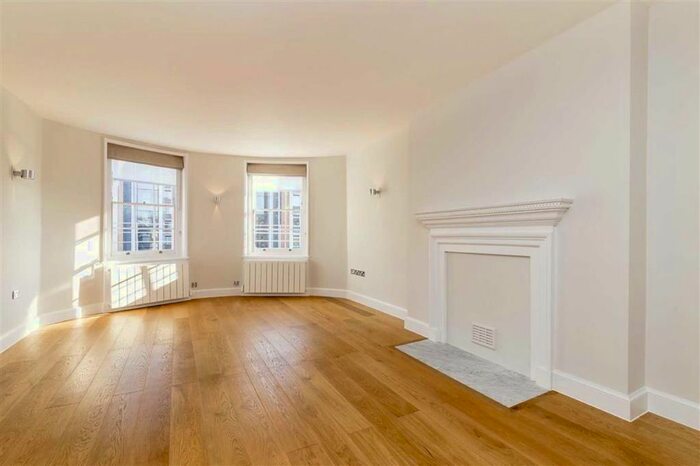 1 Bedroom Flat To Rent In Gloucester Place, London, W1U
