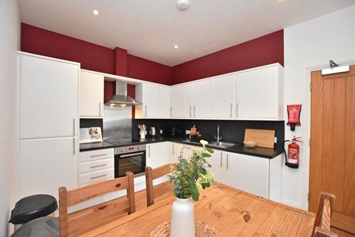 3 Bedroom Terraced House To Rent In Cotham Hill, Bristol, BS6
