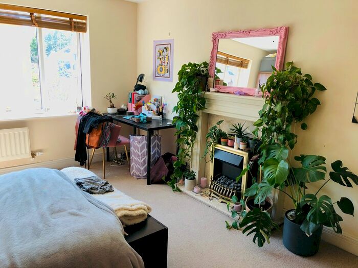 6 Bedroom Terraced House To Rent In Franklin Place, Greenwich, SE13