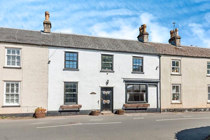 3 Bedroom Terraced House For Sale In High Street, Wrington, BS40