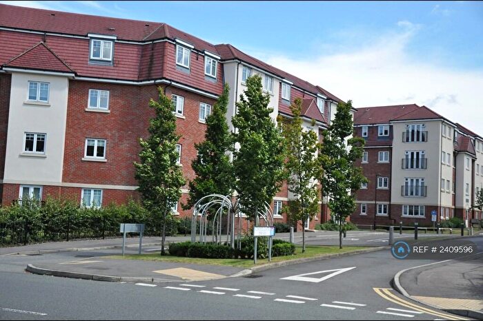 1 Bedroom Flat To Rent In Schoolgate Drive, Morden, SM4