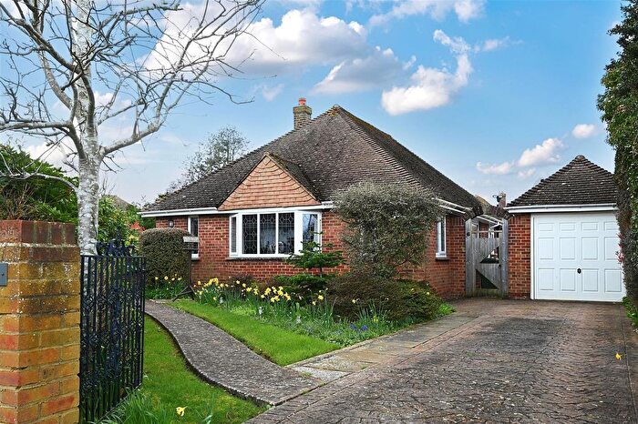 3 Bedroom Bungalow For Sale In Homelands Close, Bexhill-On-Sea, TN39