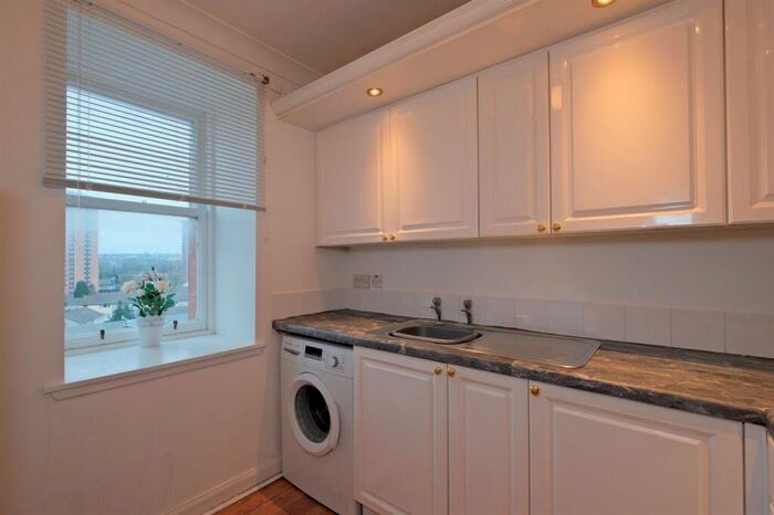 2 Bedroom Apartment To Rent In Scott Street, Motherwell, Motherwell, ML1