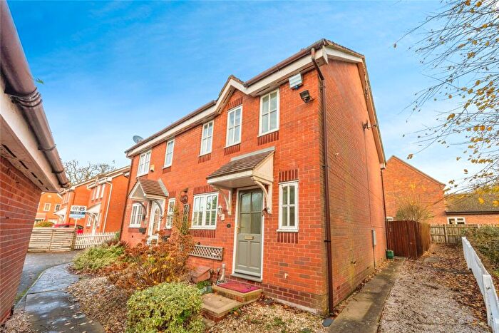 3 Bedroom End Of Terrace House For Sale In Armscote Grove, Hatton Park, Warwick, Warwickshire, CV35