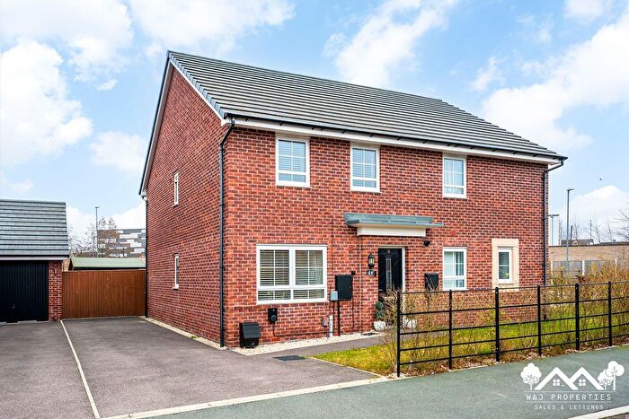 3 Bedroom Semi Detached House For Sale In Stratford Drive, Prescot, L34