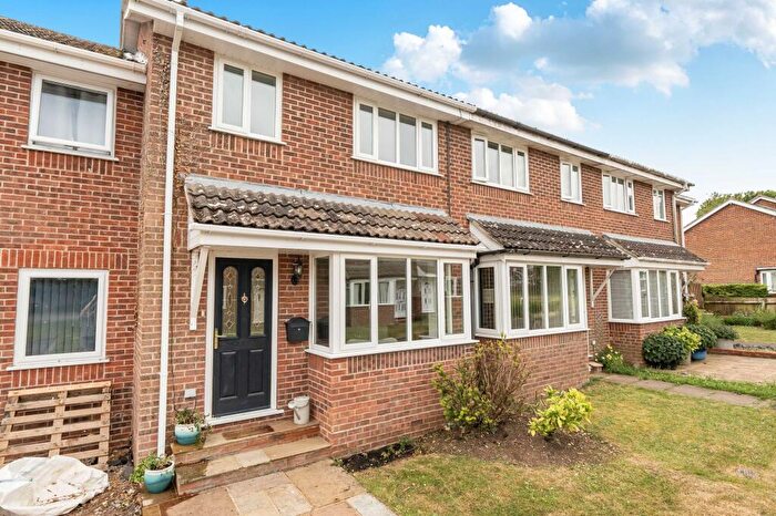 3 Bedroom Terraced House For Sale In Blackthorn Close, Winchester, SO21