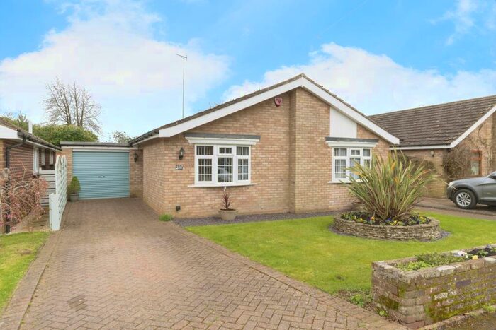 3 Bedroom Bungalow For Sale In Salusbury Lane, Offley, Hitchin, SG5