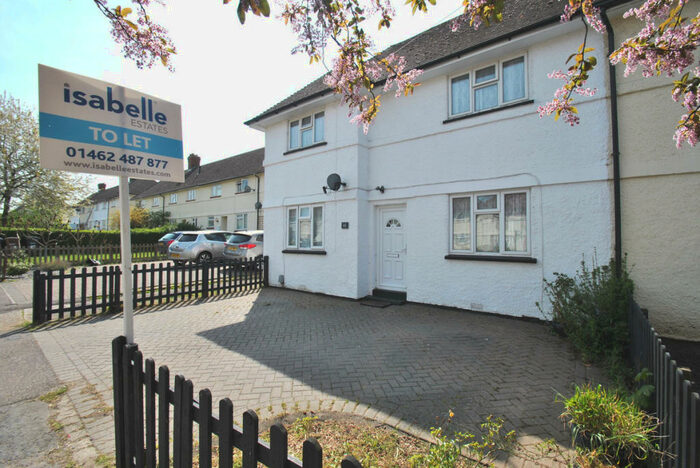 3 Bedroom End Of Terrace House To Rent In Chiltern View, Letchworth Garden City, SG6