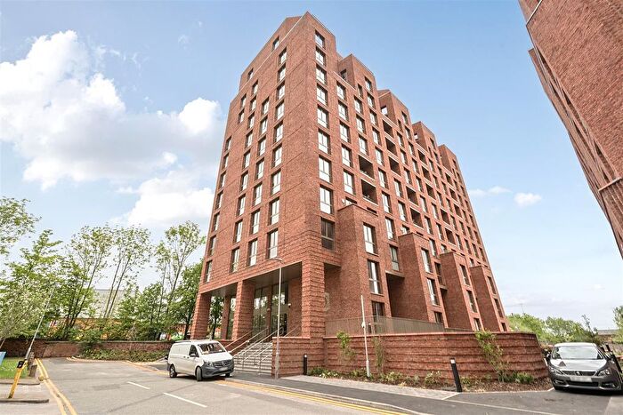 2 Bedroom Flat To Rent In Trafford Garden, Botanical Avenue, Stretford, M16