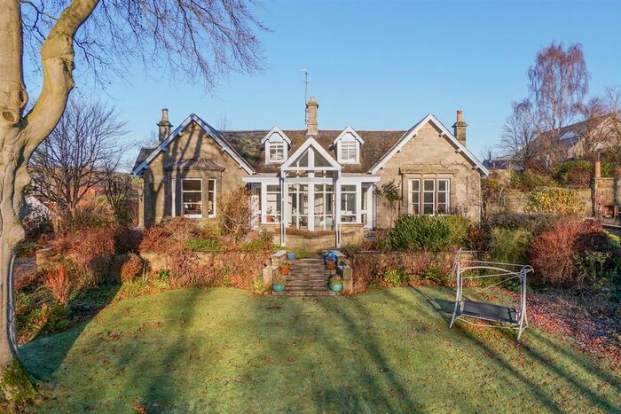 4 Bedroom Detached House For Sale In Dura Den Road, Pitscottie, Cupar, KY15